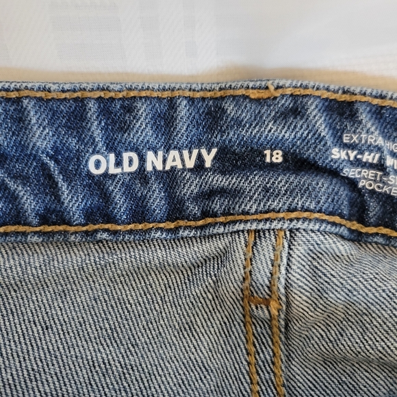 Old Navy Extra High-Rise Sky-Hi Wide Leg Cut Off Blue Jeans Womens Size 18 Flare - Picture 8 of 11